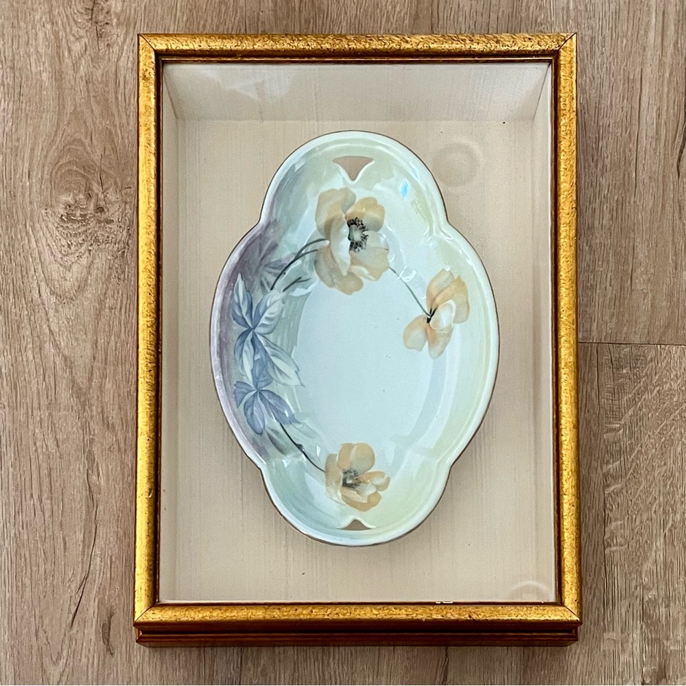 Hand Painted Flowers On Oval Plate Bowl By Creative Frames RARE Vtg Wall Decor